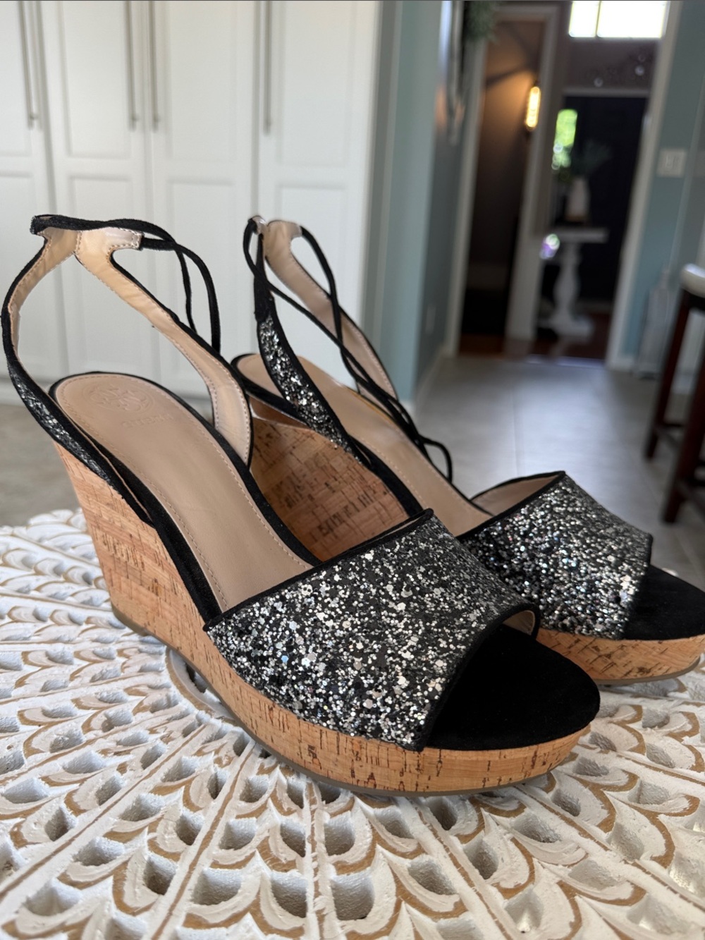 💥 Guess Black Glitter Cork Wedge Sandals sz 10